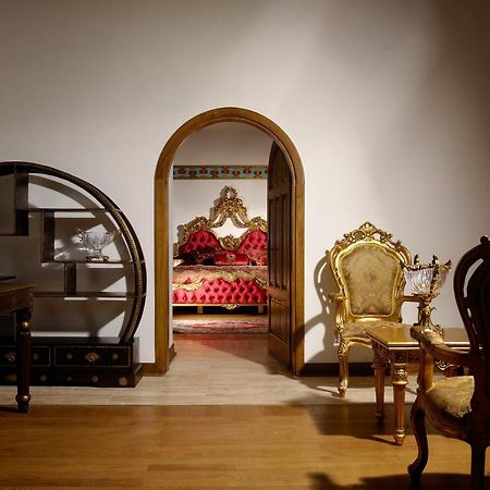 Cesme Kanuni Kervansaray Historical Hotel Buitenkant foto