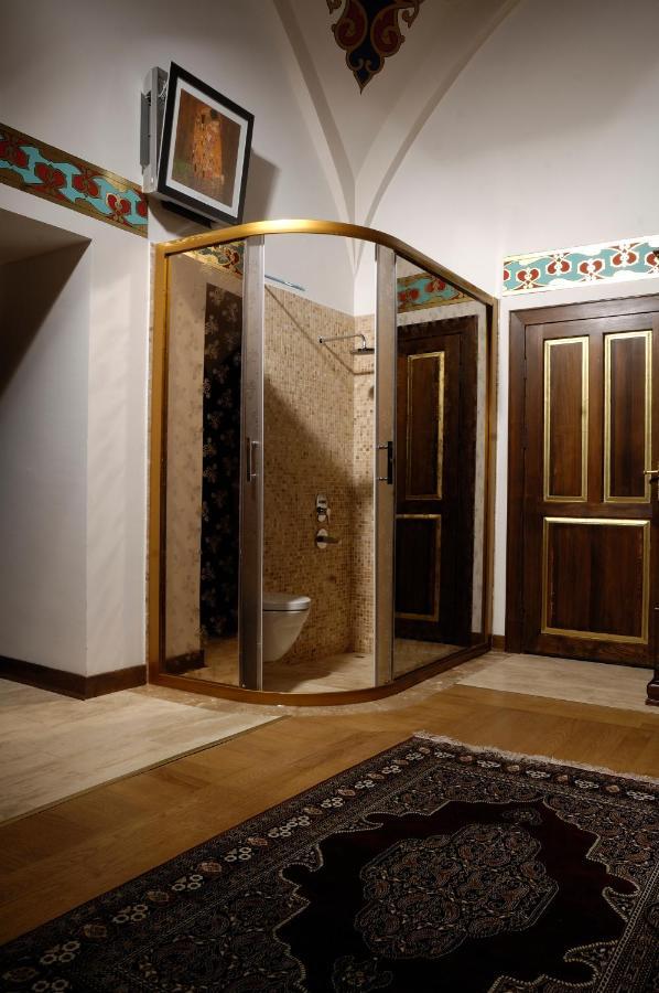 Cesme Kanuni Kervansaray Historical Hotel Buitenkant foto