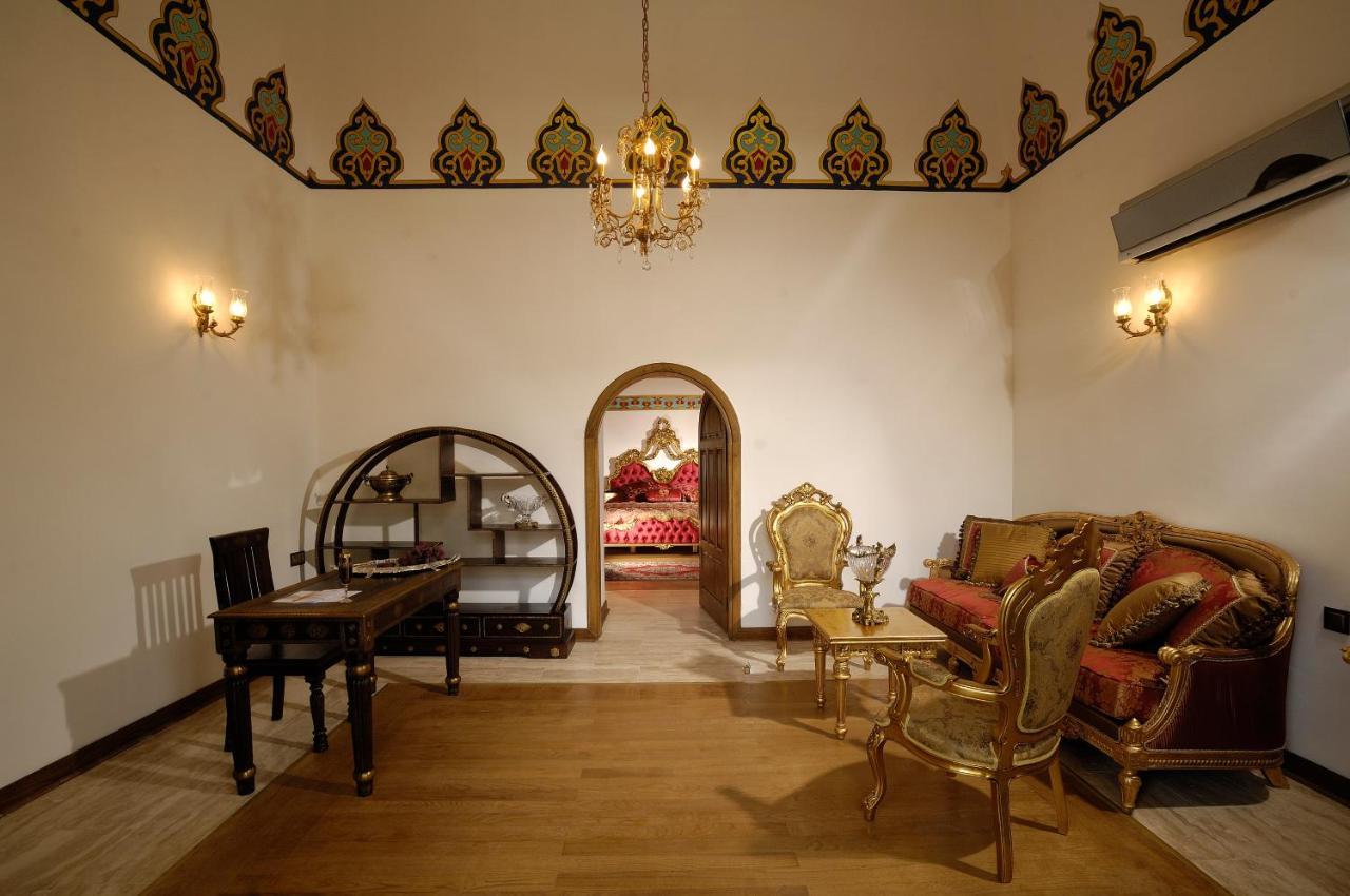 Cesme Kanuni Kervansaray Historical Hotel Buitenkant foto