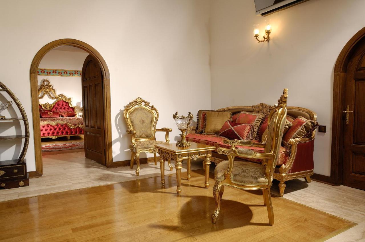 Cesme Kanuni Kervansaray Historical Hotel Buitenkant foto