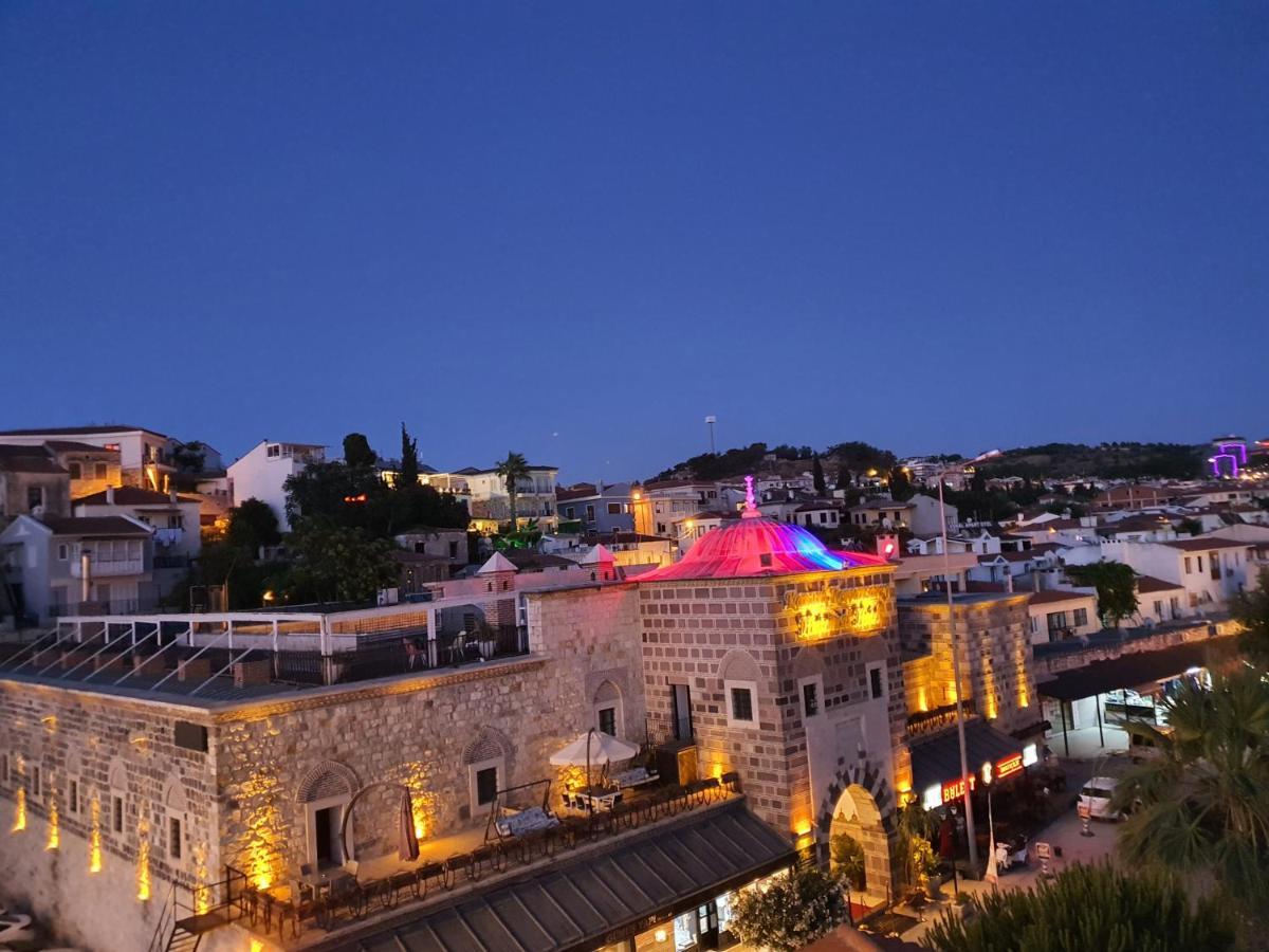 Cesme Kanuni Kervansaray Historical Hotel Buitenkant foto