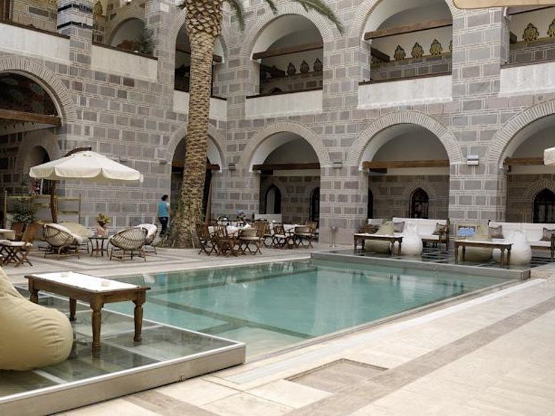 Cesme Kanuni Kervansaray Historical Hotel Buitenkant foto