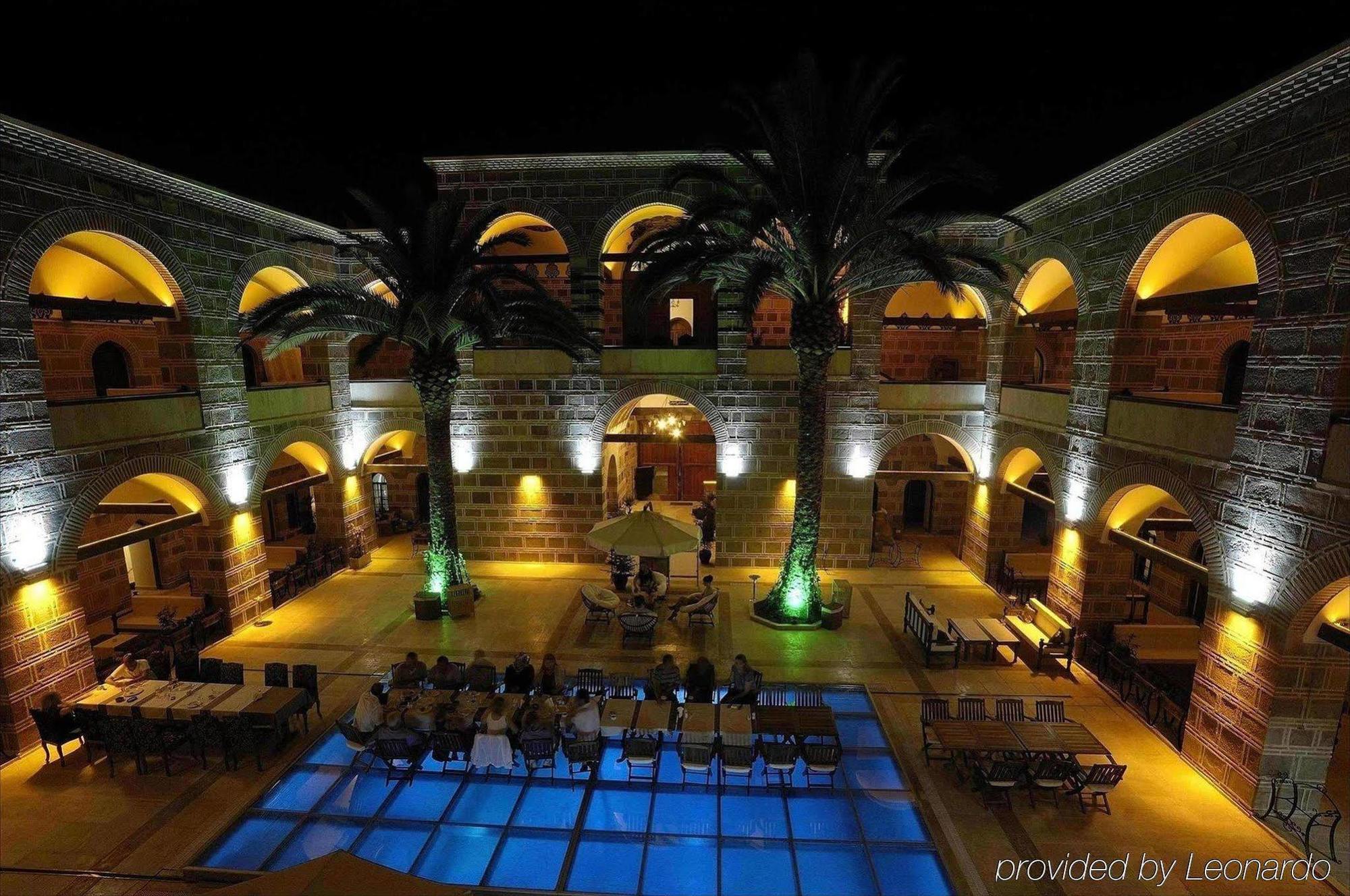Cesme Kanuni Kervansaray Historical Hotel Interieur foto